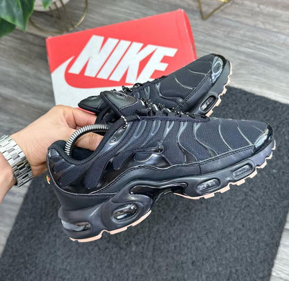 NIKE TN