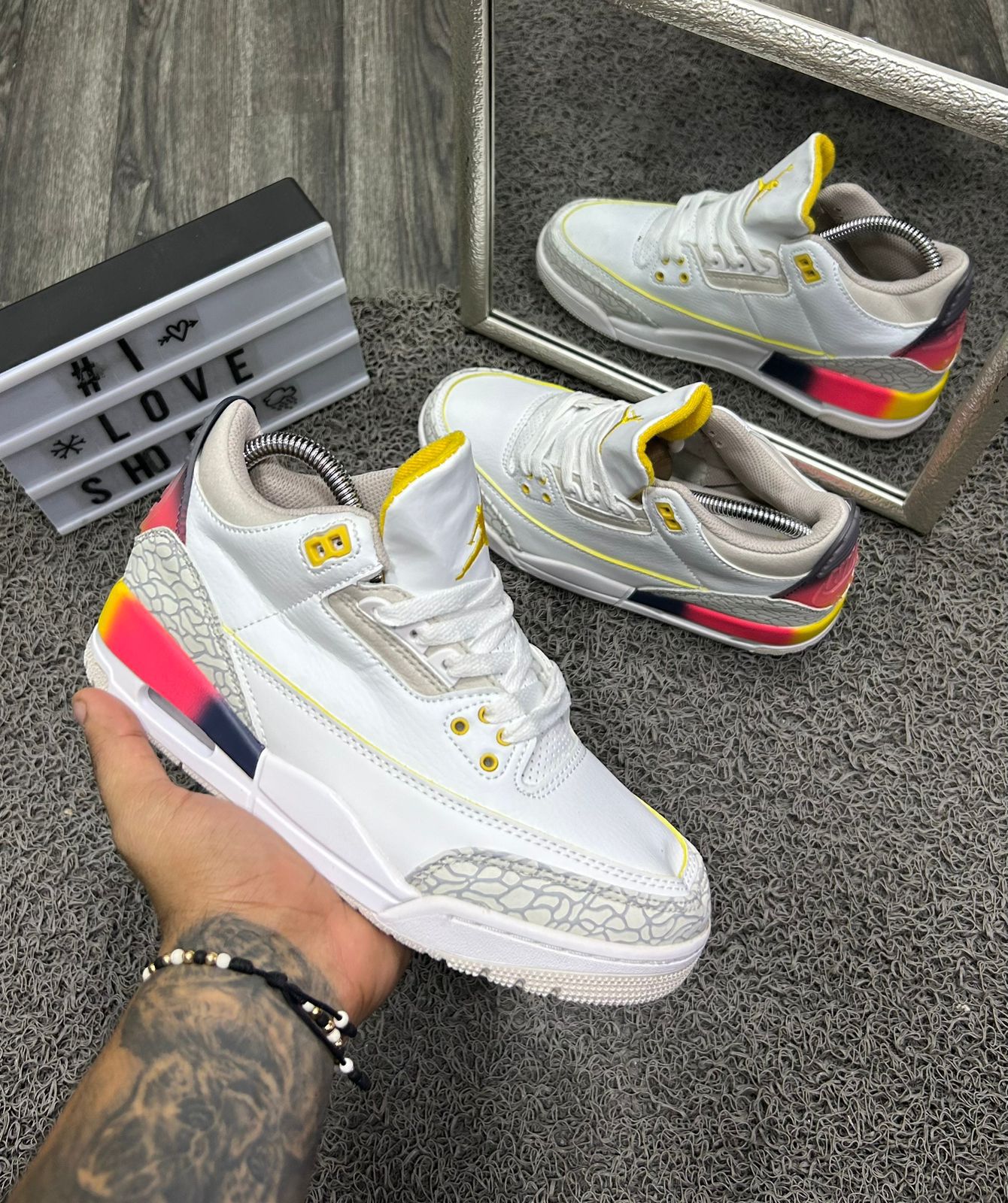 JORDAN 3 J BALVIN