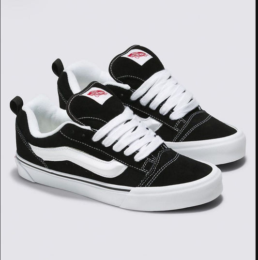 VANS KNU SKOOL